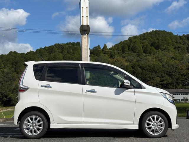 デイズ ハイウェイスター G 純正ナビ・4WD車両・フルセグTV・Bluetooth・アラウンドビューモニター・前後ドライブレコーダー・シートヒーター・プッシュスタート・スマートキー・ステアリングスイッチ・ETC(7枚目)