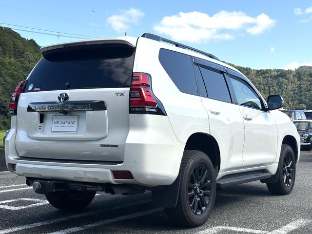 ランドクルーザープラド TX Lパッケージ・ブラックエディション サンルーフ・アラウンドビューモニター・9インチ純正ディスプレイオーディオ・Bluetooth・社外デジタルインナーミラー・CURTヒッチメンバー・ドライブレコーダー・2.0ETC(5枚目)