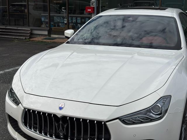 ギブリ ベースグレード 左ハンドル・赤革シート・サンルーフ・純正20インチアルミ・社外マフラー・レッドキャリパー・パワートランク・純正ナビバックモニター・パドルシフト・パワーシートシートヒーター・クルーズコントロール(20枚目)