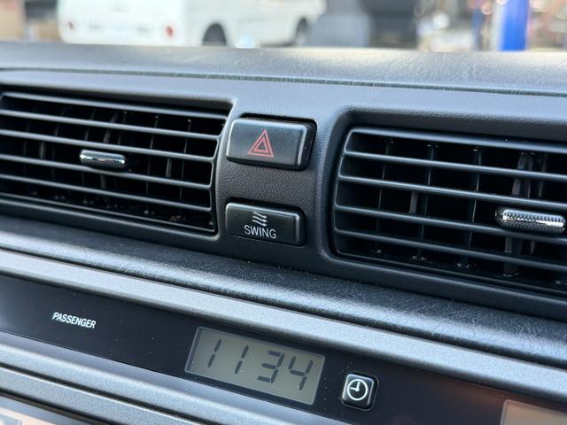 クラウンエステート アスリート　ユーザー買取車両　純正マルチ　スーパーライブサウンド　ＥＴＣ　前後ドライブレコーダー　純正ＨＩＤ　純正１６インチアルミホイール　クルーズコントロール　ＭＤ／カセット／ＤＶＤ　後期　禁煙車（28枚目）