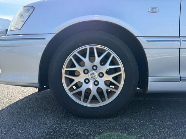 クラウンエステート アスリート　ユーザー買取車両　純正マルチ　スーパーライブサウンド　ＥＴＣ　前後ドライブレコーダー　純正ＨＩＤ　純正１６インチアルミホイール　クルーズコントロール　ＭＤ／カセット／ＤＶＤ　後期　禁煙車（59枚目）