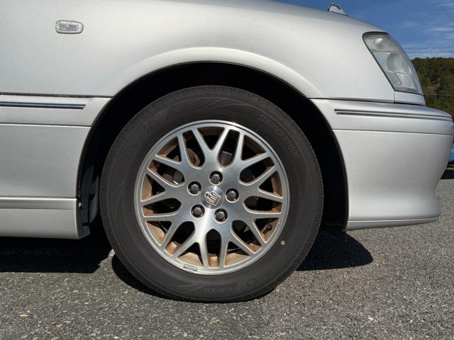 クラウンエステート アスリート　ユーザー買取車両　純正マルチ　スーパーライブサウンド　ＥＴＣ　前後ドライブレコーダー　純正ＨＩＤ　純正１６インチアルミホイール　クルーズコントロール　ＭＤ／カセット／ＤＶＤ　後期　禁煙車（61枚目）