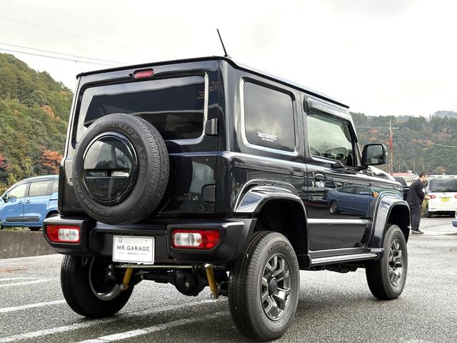 ジムニーシエラ ＪＣ　３インチリフトアップ・外装カスタム・ゲレンデ仕様・社外バンパー、フェンダー、サイドステップ・純正８インチナビ・フルセグＴＶ・Ｂｌｕｅｔｏｏｔｈ・バックモニター・クルーズコントロール・シートヒーター（5枚目）