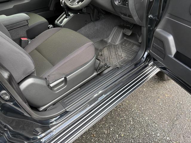 ジムニーシエラ ＪＣ　３インチリフトアップ・外装カスタム・ゲレンデ仕様・社外バンパー、フェンダー、サイドステップ・純正８インチナビ・フルセグＴＶ・Ｂｌｕｅｔｏｏｔｈ・バックモニター・クルーズコントロール・シートヒーター（45枚目）