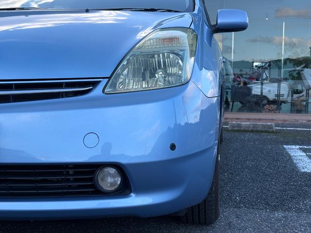 プリウス Ｓ　１０ｔｈアニバーサリーエディション　社外１５インチアルミ装着・純正ナビ・バックモニター・ＥＴＣ・ステアリングスイッチ・クルーズコントロール・ヘッドライト塗装（15枚目）