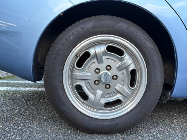 プリウス Ｓ　１０ｔｈアニバーサリーエディション　社外１５インチアルミ装着・純正ナビ・バックモニター・ＥＴＣ・ステアリングスイッチ・クルーズコントロール・ヘッドライト塗装（27枚目）