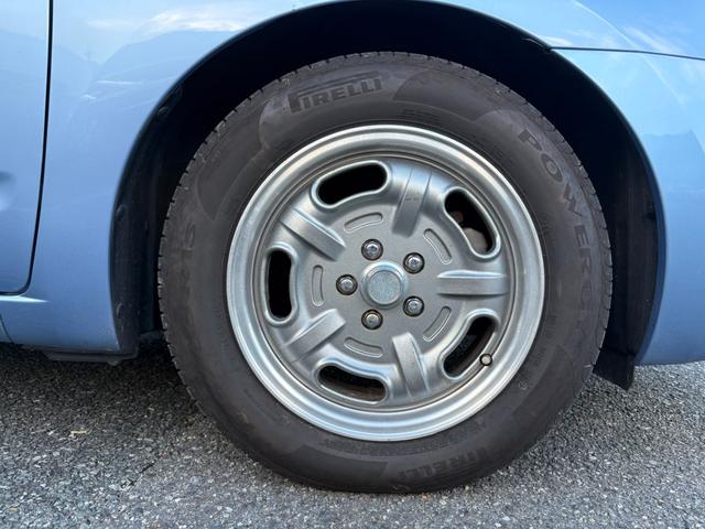 プリウス Ｓ　１０ｔｈアニバーサリーエディション　社外１５インチアルミ装着・純正ナビ・バックモニター・ＥＴＣ・ステアリングスイッチ・クルーズコントロール・ヘッドライト塗装（28枚目）