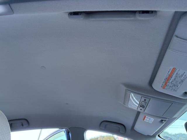 プリウス Ｓ　１０ｔｈアニバーサリーエディション　社外１５インチアルミ装着・純正ナビ・バックモニター・ＥＴＣ・ステアリングスイッチ・クルーズコントロール・ヘッドライト塗装（58枚目）