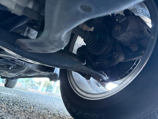 プリウス Ｓ　１０ｔｈアニバーサリーエディション　社外１５インチアルミ装着・純正ナビ・バックモニター・ＥＴＣ・ステアリングスイッチ・クルーズコントロール・ヘッドライト塗装（66枚目）