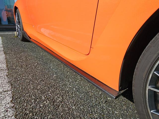 ＲＣ Ｆ カーボンエクステリアパッケージ　カーボンエクステリアパッケージ　マークレビンソンプレミアムサウンドシステム　ＴＶＤ　ＥＴＣ　純正メーカーナビ　クルーズコントロールカーボンリアディフューザー　セミアニリン革シート　ブラインドスポット（17枚目）