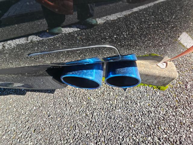 ＲＣ Ｆ カーボンエクステリアパッケージ　カーボンエクステリアパッケージ　マークレビンソンプレミアムサウンドシステム　ＴＶＤ　ＥＴＣ　純正メーカーナビ　クルーズコントロールカーボンリアディフューザー　セミアニリン革シート　ブラインドスポット（21枚目）