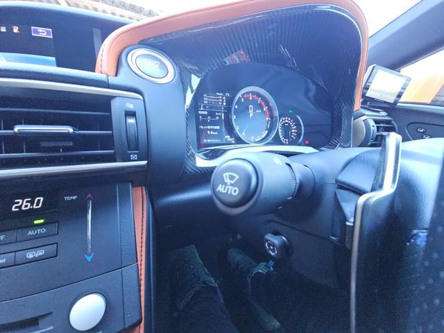 ＲＣ Ｆ カーボンエクステリアパッケージ　カーボンエクステリアパッケージ　マークレビンソンプレミアムサウンドシステム　ＴＶＤ　ＥＴＣ　純正メーカーナビ　クルーズコントロールカーボンリアディフューザー　セミアニリン革シート　ブラインドスポット（43枚目）