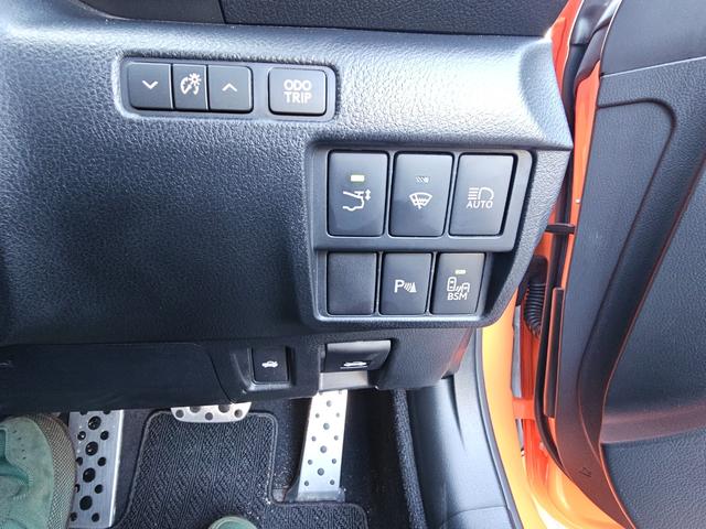 ＲＣ Ｆ カーボンエクステリアパッケージ　カーボンエクステリアパッケージ　マークレビンソンプレミアムサウンドシステム　ＴＶＤ　ＥＴＣ　純正メーカーナビ　クルーズコントロールカーボンリアディフューザー　セミアニリン革シート　ブラインドスポット（44枚目）