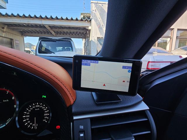 ＲＣ Ｆ カーボンエクステリアパッケージ　カーボンエクステリアパッケージ　マークレビンソンプレミアムサウンドシステム　ＴＶＤ　ＥＴＣ　純正メーカーナビ　クルーズコントロールカーボンリアディフューザー　セミアニリン革シート　ブラインドスポット（47枚目）