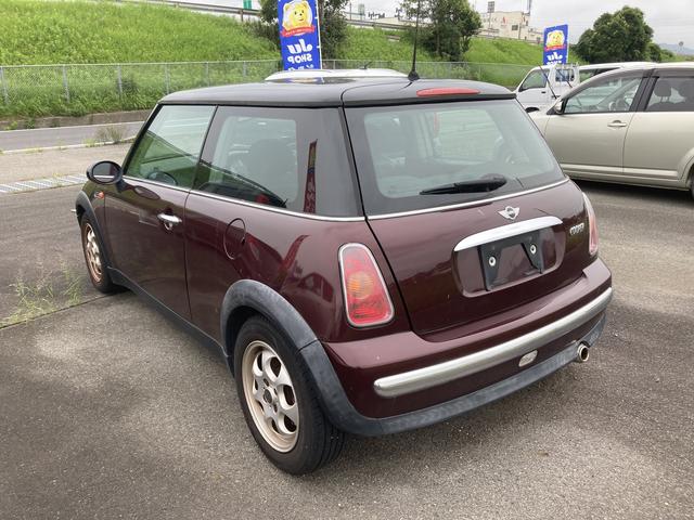 ＭＩＮＩ クーパー　アルミホイール　ＣＶＴ　盗難防止システム　ＡＢＳ　エアコン　パワーステアリング　パワーウィンドウ（8枚目）