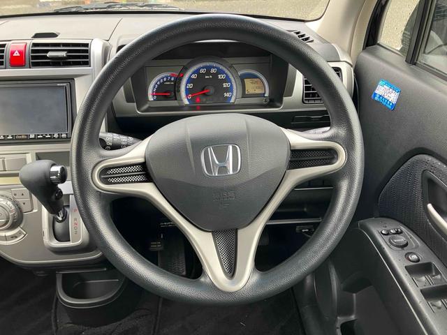 ゼストスパーク Ｗ　バックカメラ　ナビ　ＴＶ　ＨＩＤ　スマートキー　電動格納ミラー　ベンチシート　ＡＴ　盗難防止システム　ＡＢＳ　ＣＤ　ＤＶＤ再生　ＵＳＢ　アルミホイール　衝突安全ボディ　エアコン　パワーステアリング（3枚目）