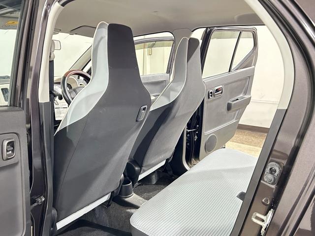 アルト Ｌ　レーダーＢＳ　横滑り防止　シートヒーター　ＥＴＣ　Ａストップ　メモリーナビ　フルセグＴＶ　Ｂｌｕｅｔｏｏｔｈ　ＵＳＢ　ＤＶＤ　社外１３インチＡＷ　キーレス　エアコン　パワステ　パワーウィンドウ　ＡＢＳ（49枚目）