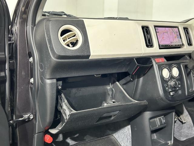 アルト Ｌ　レーダーＢＳ　横滑り防止　シートヒーター　ＥＴＣ　Ａストップ　メモリーナビ　フルセグＴＶ　Ｂｌｕｅｔｏｏｔｈ　ＵＳＢ　ＤＶＤ　社外１３インチＡＷ　キーレス　エアコン　パワステ　パワーウィンドウ　ＡＢＳ（62枚目）
