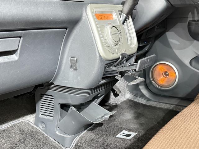 アルトラパン ＴＬ　ターボ　Ｂカメラ　シートＨ　ＥＴＣ　ＨＩＤオートライト　フォグ　Ｐスタート　フルセグナビ　ＢＴ　ＤＶＤ　ＡＡＣ　スマートキー　スペアキー付　純正１４ＡＷ　ウィンカー付電格ミラー　フルフラット　保証付き（65枚目）