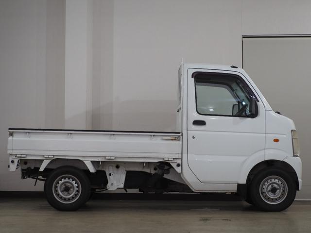 キャリイトラック ＫＣエアコン・パワステ　５速ＭＴ　４ＷＤ　三方開　エアコン　パワーステアリング　ヘッドライトレベライザー　保証付き　室内清掃済み（17枚目）