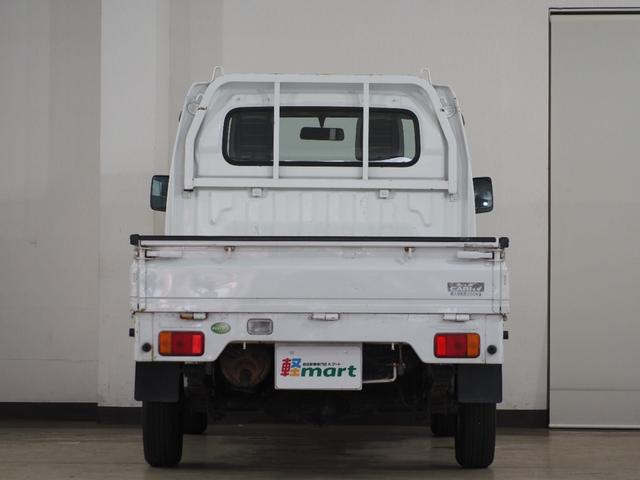 キャリイトラック ＫＣエアコン・パワステ　５速ＭＴ　４ＷＤ　三方開　エアコン　パワーステアリング　ヘッドライトレベライザー　保証付き　室内清掃済み（28枚目）