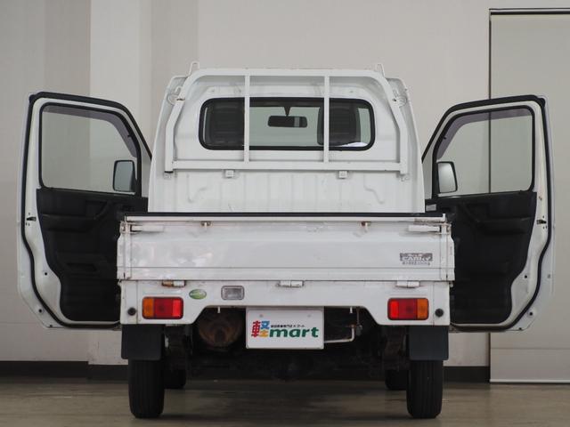 キャリイトラック ＫＣエアコン・パワステ　５速ＭＴ　４ＷＤ　三方開　エアコン　パワーステアリング　ヘッドライトレベライザー　保証付き　室内清掃済み（29枚目）