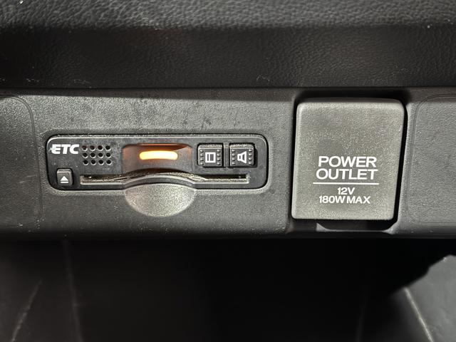 Ｎ－ＢＯＸカスタム Ｇ・Ｌパッケージ　Ｂカメラ　ＥＴＣ　ＰＳＤ　フルセグナビ　ＢＴ　ＤＶＤ　ＨＩＤオートライト　フォグ　ＥＳＣ　オートリトラミラー　Ｐスタート　Ａストップ　ステリモ　純正１４ＡＷ　シートハイトアジャスター　Ｒサンシェード（11枚目）