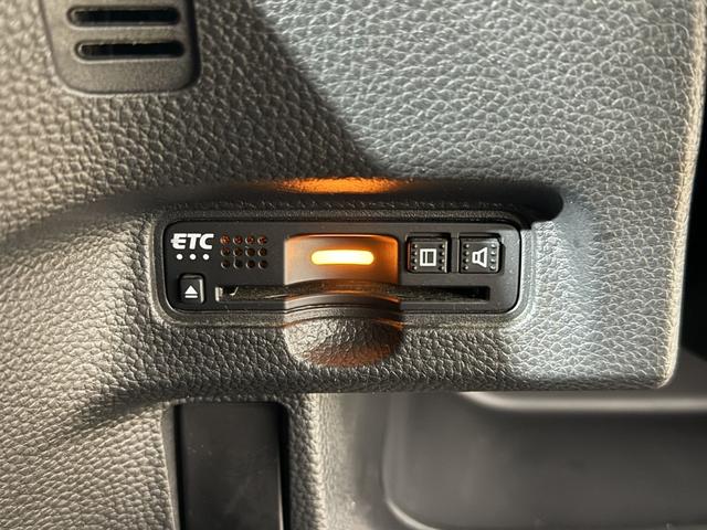 Ｎ－ＢＯＸカスタム Ｇ・Ｌホンダセンシング　１オーナー　Ｂカメラ　シートＨ　ＥＴＣ　ＡＣＣ　ＰＳＤ　ＬＥＤオートライト　フォグ　衝突軽減Ｂ　ＥＳＣ　レーンアシスト　フルセグナビ　ＢＴ　ＤＶＤ　ＣＤ　ステリモ　ＡＡＣ　純正１４ＡＷ　Ｒサンシェード（11枚目）
