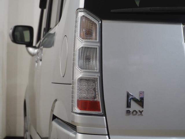 N-BOX G・Lパッケージ ETC PSD ESC Pスタート Aストップ ステリモ AAC ウィンカー付電格ミラー リアシートスライド+シートバックテーブル Rサンシェード 運転席シートハイトアジャスター 純正オーディオ CD(71枚目)