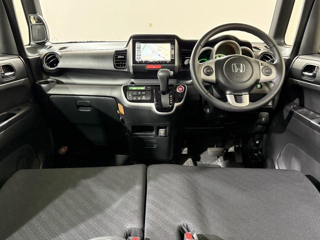 N-BOX G ターボSSパッケージ Bカメラ ETC 両側PSD クルコン HIDオートライト フォグ ESC Pスタート Aストップ ナビTV DVD CD USB パドルシフト ステリモ AAC 純正14AW ウィンカー付電格ミラー(7枚目)