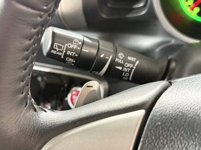 N-BOX G ターボSSパッケージ Bカメラ ETC 両側PSD クルコン HIDオートライト フォグ ESC Pスタート Aストップ ナビTV DVD CD USB パドルシフト ステリモ AAC 純正14AW ウィンカー付電格ミラー(57枚目)