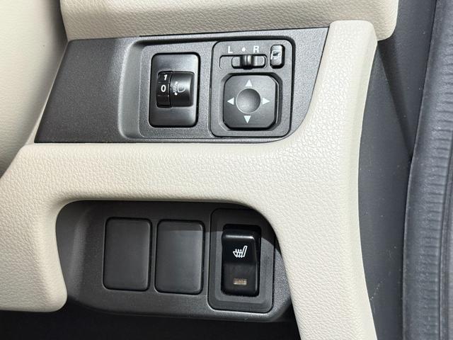 シートを倒して多くの荷物を積めるようにするなど、用途によってさまざまなアレンジが出来ます。