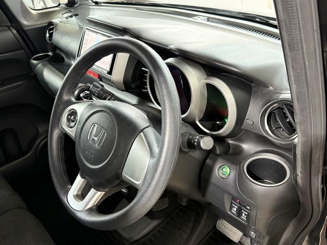 Ｎ－ＢＯＸ Ｇ　ＳＳパッケージ　Ｂカメラ　ＥＴＣ　両側ＰＳＤ　ナビＴＶ　ＣＤ　ＣＴＢＡ　ＥＳＣ　Ｐスタート　Ａストップ　ステリモ　ＡＡＣ　スマートキー　ウィンカー付電格ミラー　リアシートスライド＋シートバックテーブル　Ｒサンシェード（53枚目）