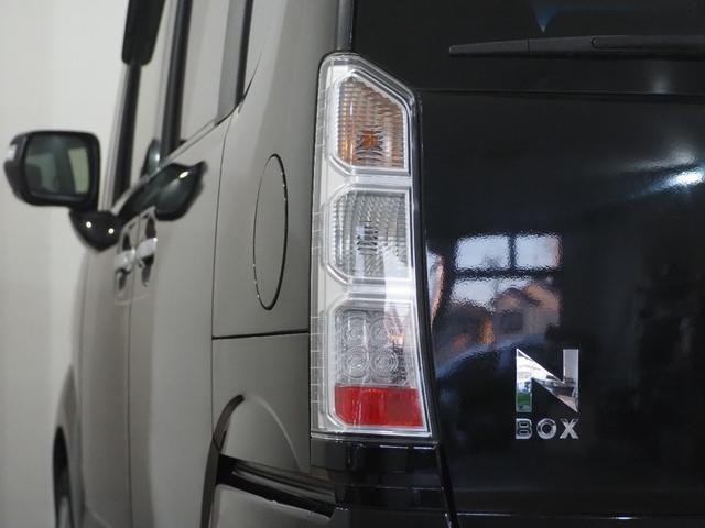 Ｎ－ＢＯＸ Ｇ　ＳＳパッケージ　Ｂカメラ　ＥＴＣ　両側ＰＳＤ　ナビＴＶ　ＣＤ　ＣＴＢＡ　ＥＳＣ　Ｐスタート　Ａストップ　ステリモ　ＡＡＣ　スマートキー　ウィンカー付電格ミラー　リアシートスライド＋シートバックテーブル　Ｒサンシェード（71枚目）