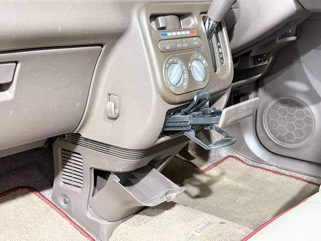 アルトラパンショコラ Ｇ　Ｂカメラ　ＥＴＣ　フルセグナビ　ＢＴ　ＤＶＤ　ＣＤ　ＨＩＤオートライト　Ｐスタート　Ａストップ　スマートキースペアキー付　純正１４インチＡＷ　電動格納ミラー　シートリフター　ベンチシート　フルフラット（64枚目）