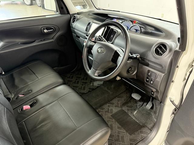 タント カスタムＲＳ　１月４日限定車　ターボ　Ｂカメラ　ＥＴＣ　ＰＳＤ　ＨＤＤナビ　フルセグＴＶ　ＢＴ　ＤＶＤ　ＣＤ　ＨＩＤヘッド　フォグ　Ａストップ　ＡＡＣ　スマートキー　純正１５インチＡＷ　ウィンカー付電格ミラー（24枚目）