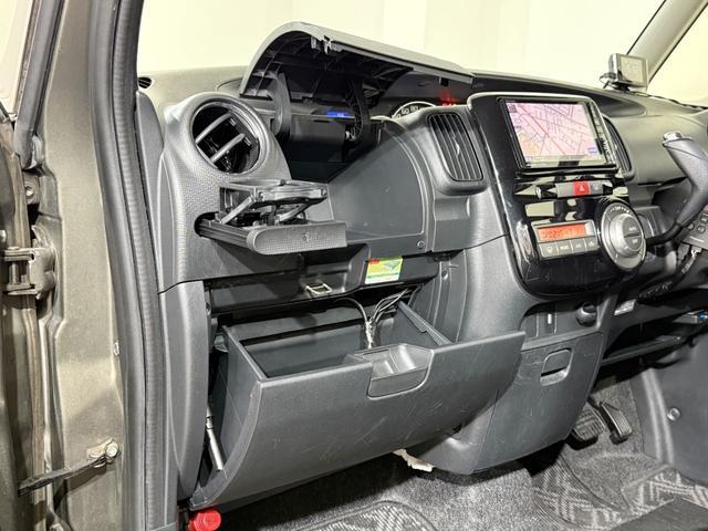 タント カスタムＸスペシャル　１月２日限定車　Ｂカメラ　ＥＴＣ　電動スライド　フルセグナビ　ＢＴ　ＤＶＤ　ＣＤ　ＨＩＤヘッド　フォグ　アイドリングストップ　オートエアコン　スマートキー　純正１４インチＡＷ　ウィンカー付電格ミラー（64枚目）