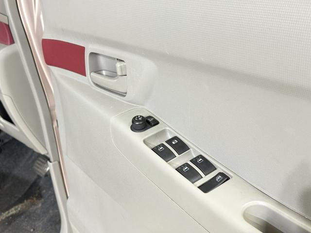 ムーヴコンテ Ｘ　１月１日限定車　純正ナビ　フルセグＴＶ　ＤＶＤ再生　ＣＤ　アイドリングストップ　オートエアコン　スマートキー　電動格納ミラー　ヘッドライトレベライザー　ベンチシート　パワステ　パワーウィンドウ　ＡＢＳ（20枚目）