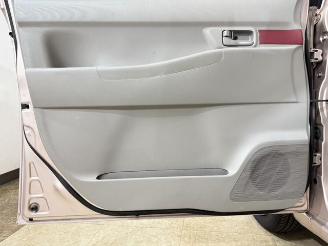 ムーヴコンテ Ｘ　１月１日限定車　純正ナビ　フルセグＴＶ　ＤＶＤ再生　ＣＤ　アイドリングストップ　オートエアコン　スマートキー　電動格納ミラー　ヘッドライトレベライザー　ベンチシート　パワステ　パワーウィンドウ　ＡＢＳ（42枚目）