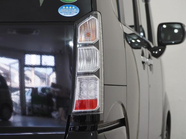 N-BOX G ターボSSパッケージ Bカメラ ETC 両PSD クルコン ナビTV DVD ESC HIDオートライト Pスタート パドルシフト ステリモ AAC 社外14インチAW ウィンカー付電動格納ミラー シートハイトアジャスター(72枚目)