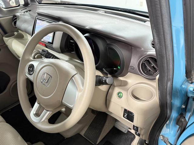 N-BOX G・Lパッケージ Bカメラ ETC PSD ESC ディスプレイオーディオ BT DVD CD Pスタート Aストップ ステリモ オートエアコン スマートキー 純正14インチAW ウィンカー付電格ミラー Rサンシェード(53枚目)