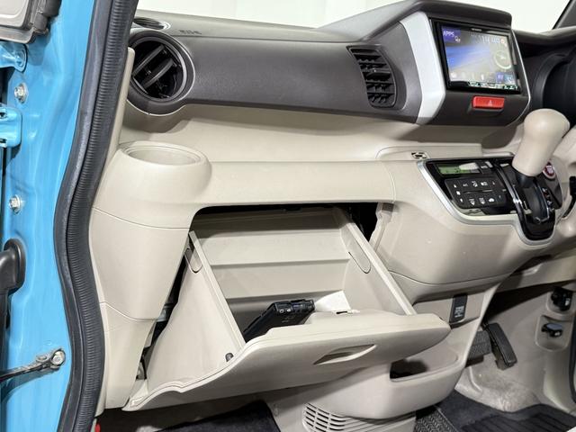 N-BOX G・Lパッケージ Bカメラ ETC PSD ESC ディスプレイオーディオ BT DVD CD Pスタート Aストップ ステリモ オートエアコン スマートキー 純正14インチAW ウィンカー付電格ミラー Rサンシェード(61枚目)