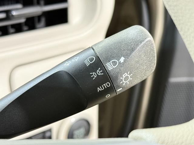 ムーヴキャンバス Xリミテッド SAII Bカメラ ETC 両側PSD フルセグナビ BT DVD CD オートライト 衝突軽減B ESC Pスタート Aストップ ステリモ オートエアコン スマートキー スペアキー付 電格ミラー ベンチシート(11枚目)