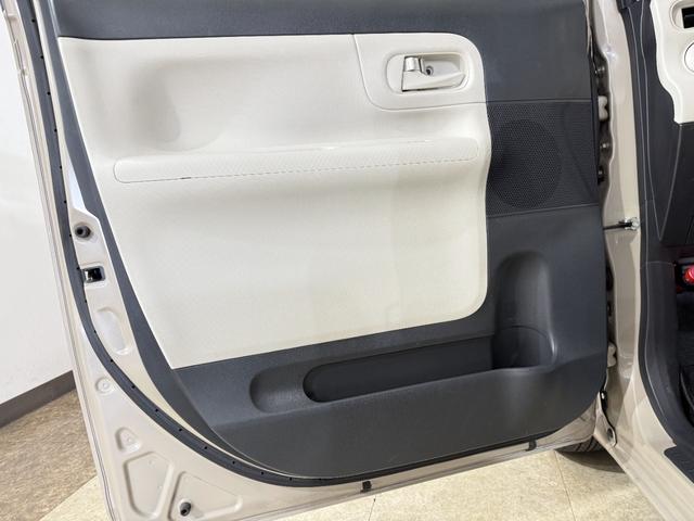 ムーヴキャンバス Xリミテッド SAII Bカメラ ETC 両側PSD フルセグナビ BT DVD CD オートライト 衝突軽減B ESC Pスタート Aストップ ステリモ オートエアコン スマートキー スペアキー付 電格ミラー ベンチシート(44枚目)