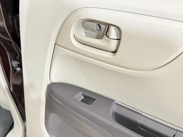 店内はオシャレなカフェをイメージして作られているので、女性の方もお一人で来られる方も入りやすい雰囲気になっています♪お気軽にお立ち寄り下さい♪♪