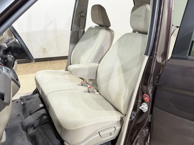 軽自動車は普通車に比べてパワーやスピードが出ない分、死亡事故や重度の後遺症が残る事故に発展しにくい傾向にあるから「自賠責保険」と「任意保険」の保険料が安い！！