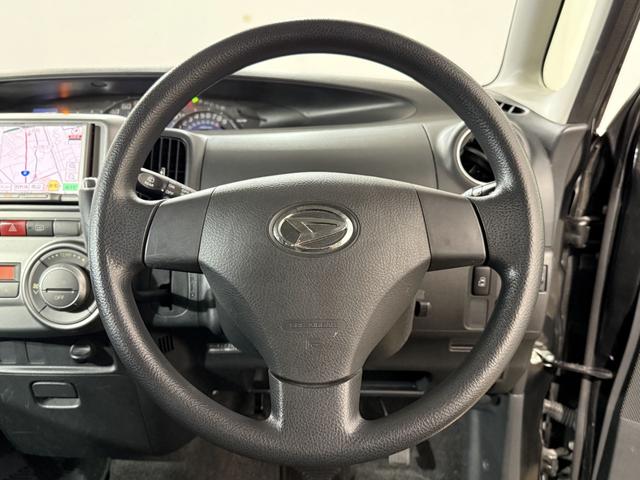 �m�d�w�b�n���^�c���鍂�����H�ł́A���ʎԂ��y�����Ԃ̍��������̕��������Ȃ郁���b�g������B