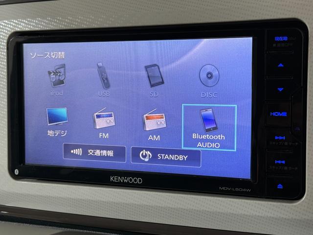 ムーヴキャンバス Ｘメイクアップ　ＳＡＩＩ　ＥＴＣ　フルセグナビ　ＢＴ　ＤＶＤ　ＣＤ　オートライト　フォグ　衝突軽減Ｂ　ＥＳＣ　Ｐスタート　Ａストップ　ステリモ　ＡＡＣ　スマートキー　電格ミラー　ベンチシート　黒革調シートカバー　シートリフター（8枚目）