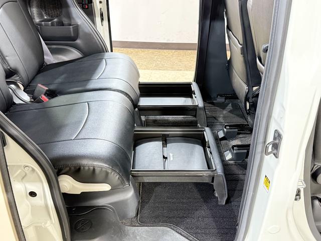 ムーヴキャンバス Ｘメイクアップ　ＳＡＩＩ　ＥＴＣ　フルセグナビ　ＢＴ　ＤＶＤ　ＣＤ　オートライト　フォグ　衝突軽減Ｂ　ＥＳＣ　Ｐスタート　Ａストップ　ステリモ　ＡＡＣ　スマートキー　電格ミラー　ベンチシート　黒革調シートカバー　シートリフター（28枚目）