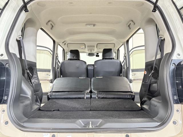 ムーヴキャンバス Ｘメイクアップ　ＳＡＩＩ　ＥＴＣ　フルセグナビ　ＢＴ　ＤＶＤ　ＣＤ　オートライト　フォグ　衝突軽減Ｂ　ＥＳＣ　Ｐスタート　Ａストップ　ステリモ　ＡＡＣ　スマートキー　電格ミラー　ベンチシート　黒革調シートカバー　シートリフター（35枚目）